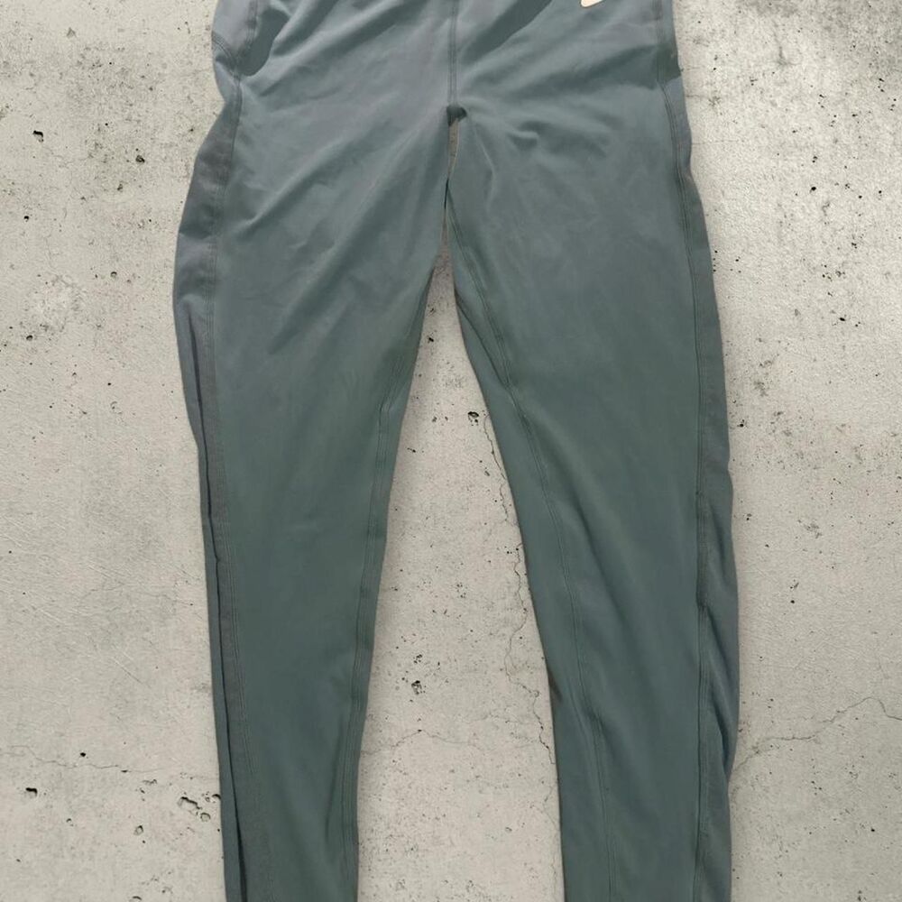 Nike Women's Blue and Grey Leggings